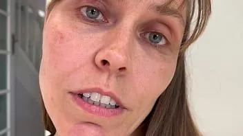Reproducir Esposa comiendo vore (vorarephilia), femdom fetiche y humillación