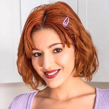 Порнозвезда Keely Rose