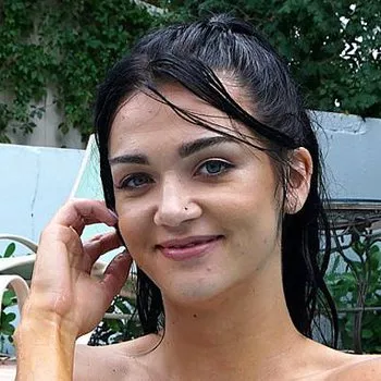 Порнозвезда Rose Winters