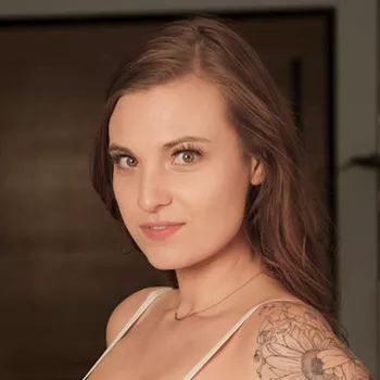ポルノスター Kenzie Love